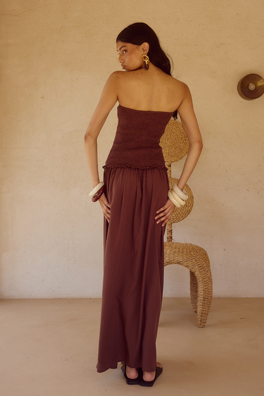 FLEUR SHIRRED STRAPLESSS MAXI DRESS - CHOCOLATE